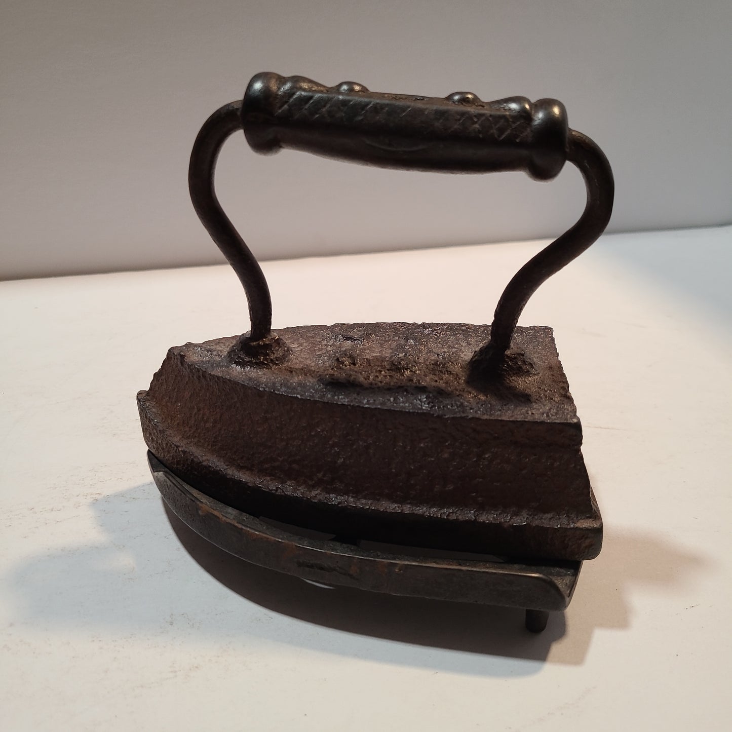 Sad iron with Trivet
