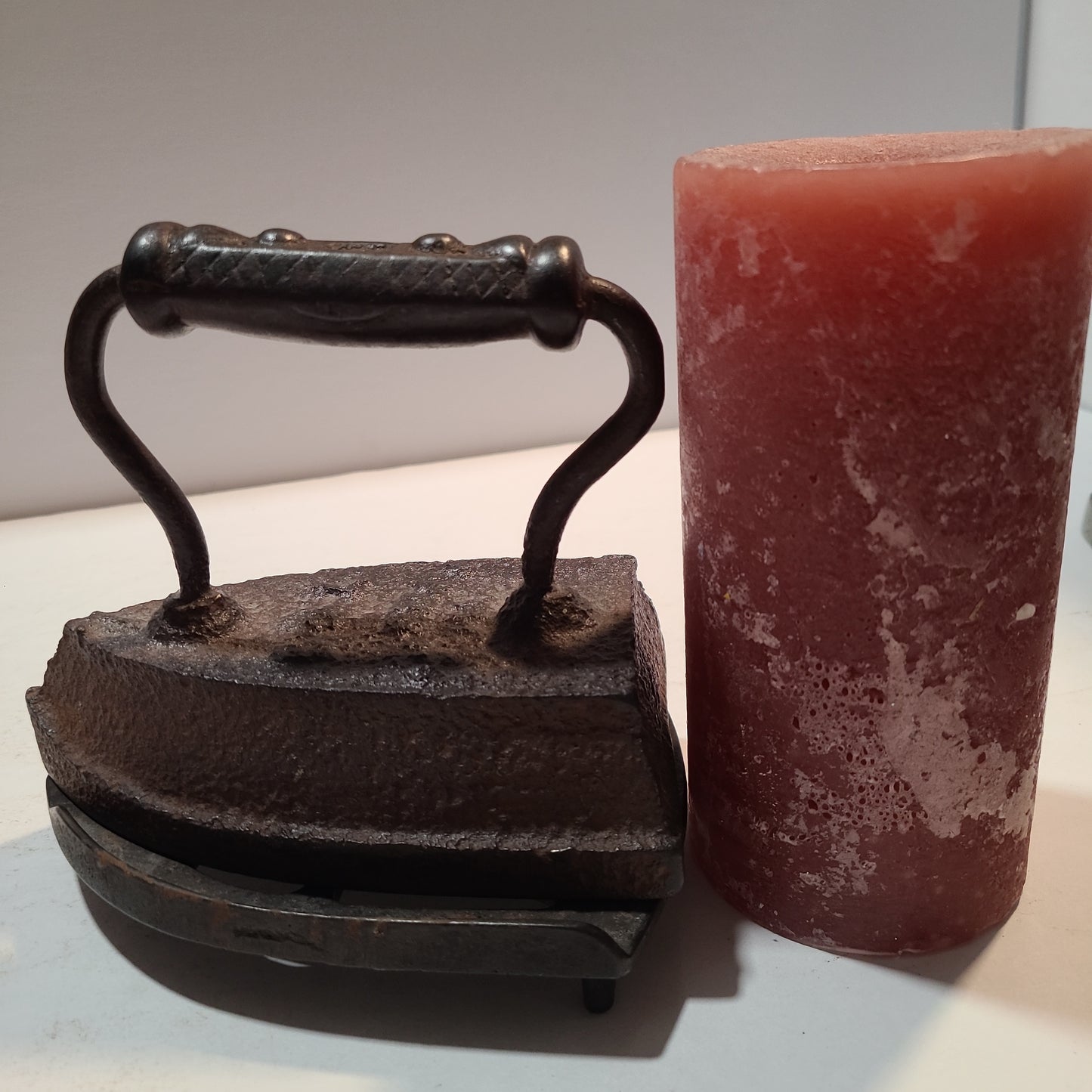 Sad iron with Trivet