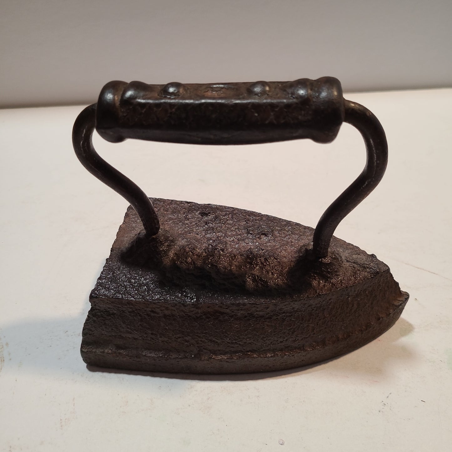 Sad iron with Trivet