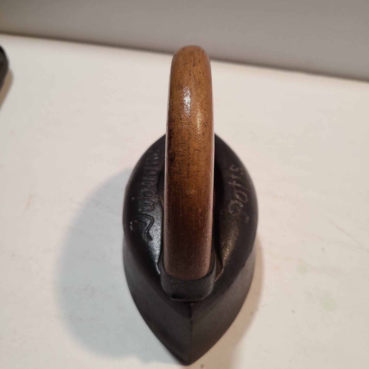 Sad Iron Dubuque Potts 1800's
