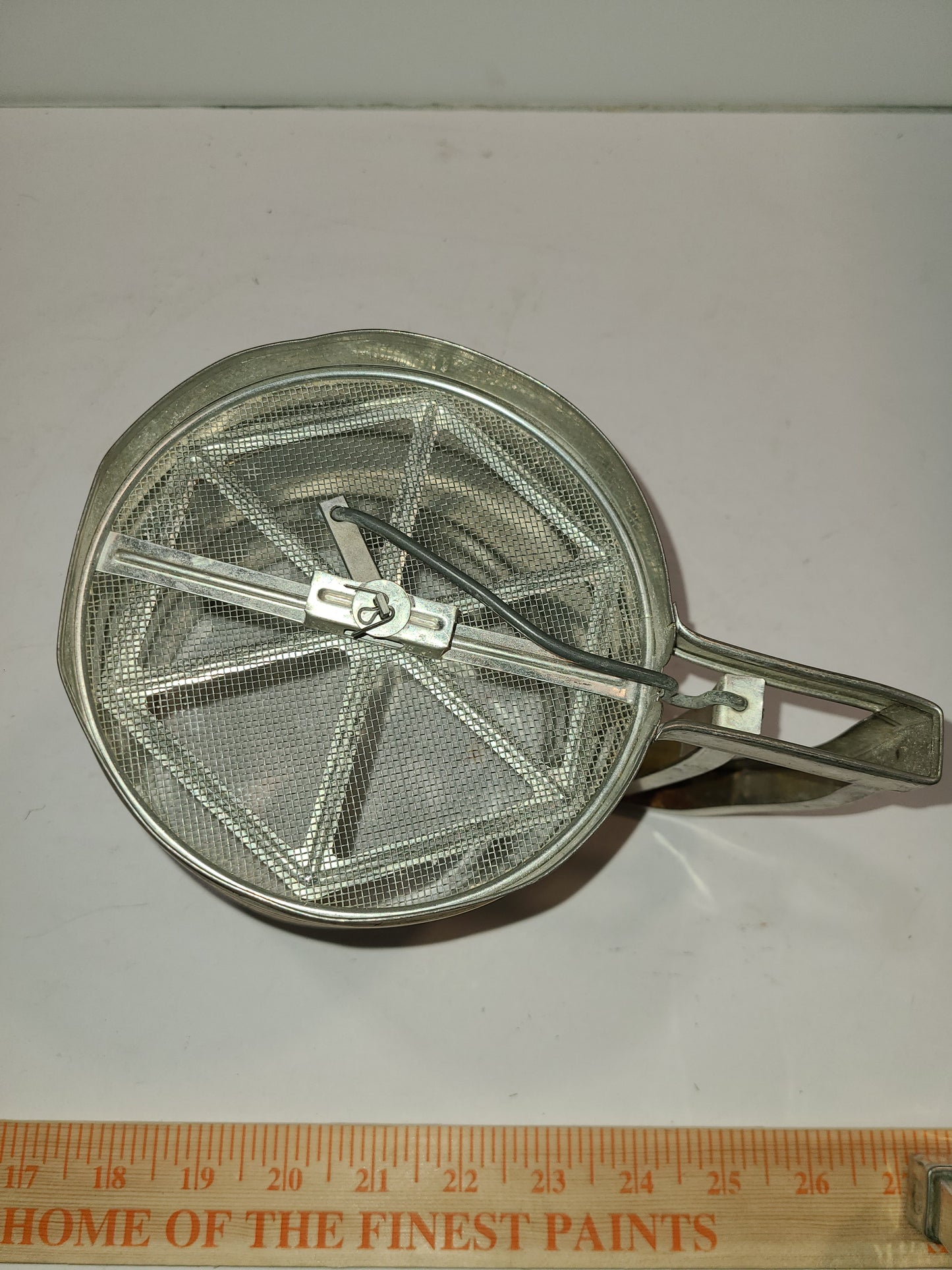 Vintage flour sifter Sift-Chine