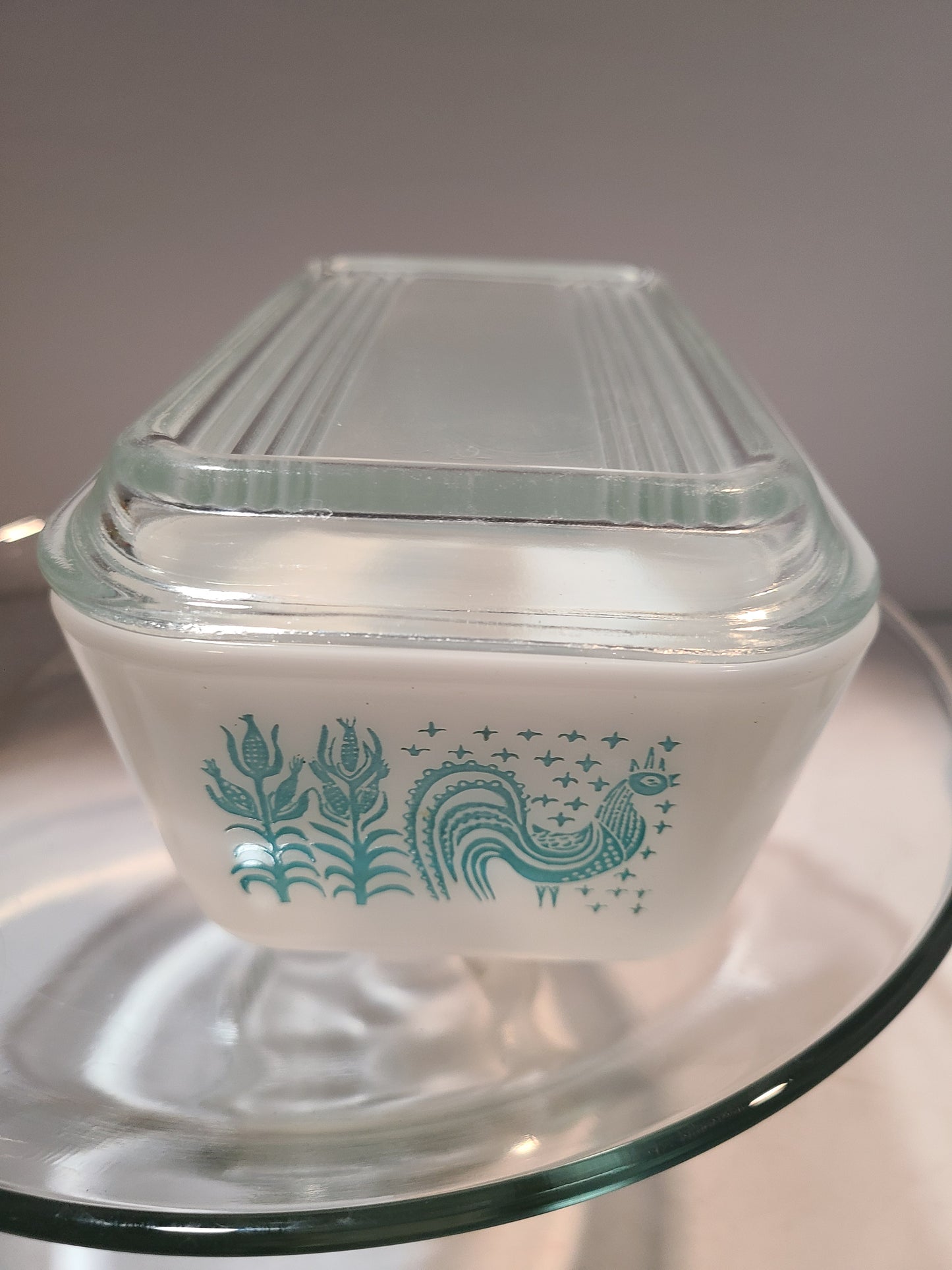 Pyrex Amish Butterprint Refrigerator Dish