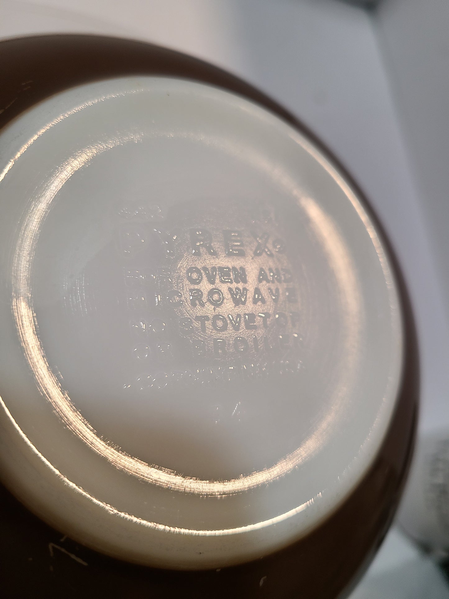 Pyrex Vintage Woodland Brown and white bowls