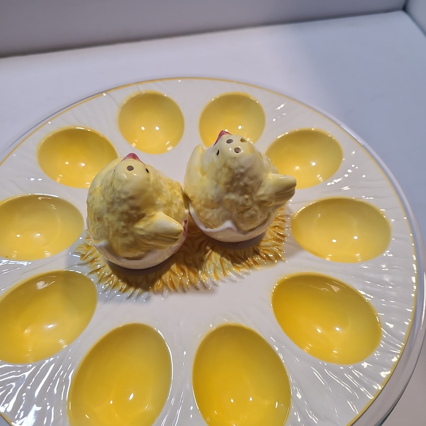 Vintage deviled egg platter with chick salt and pepper
