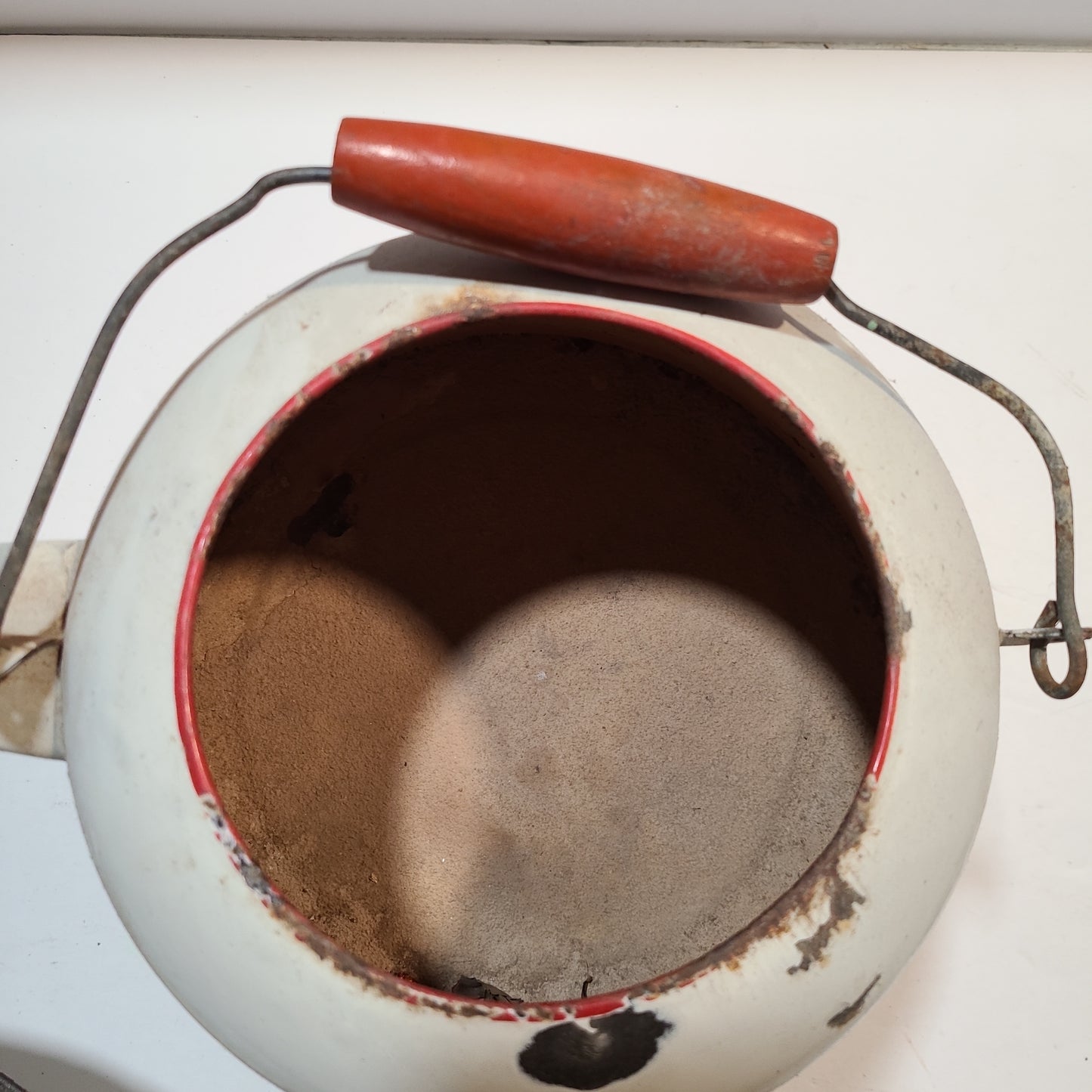 Antique pot and pan