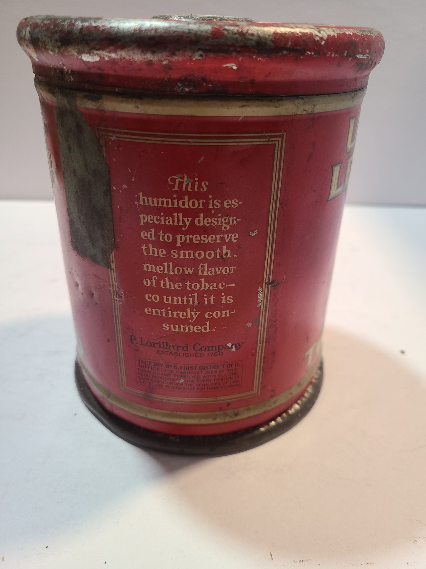 Vintage Union Leaders tobacco can