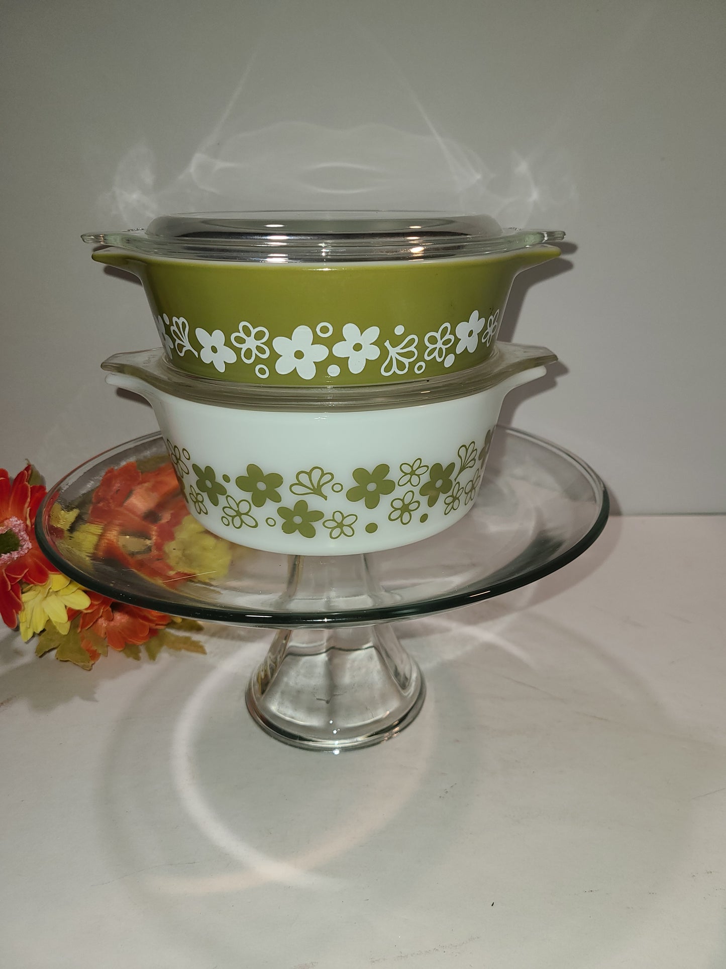 Pyrex Spring Blossom / Crazy Daisy Pattern