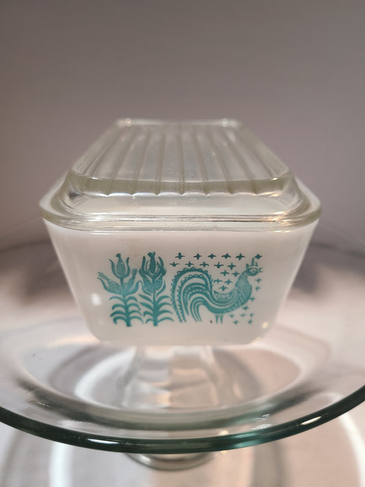 Pyrex Amish Butterprint Refrigerator Dish