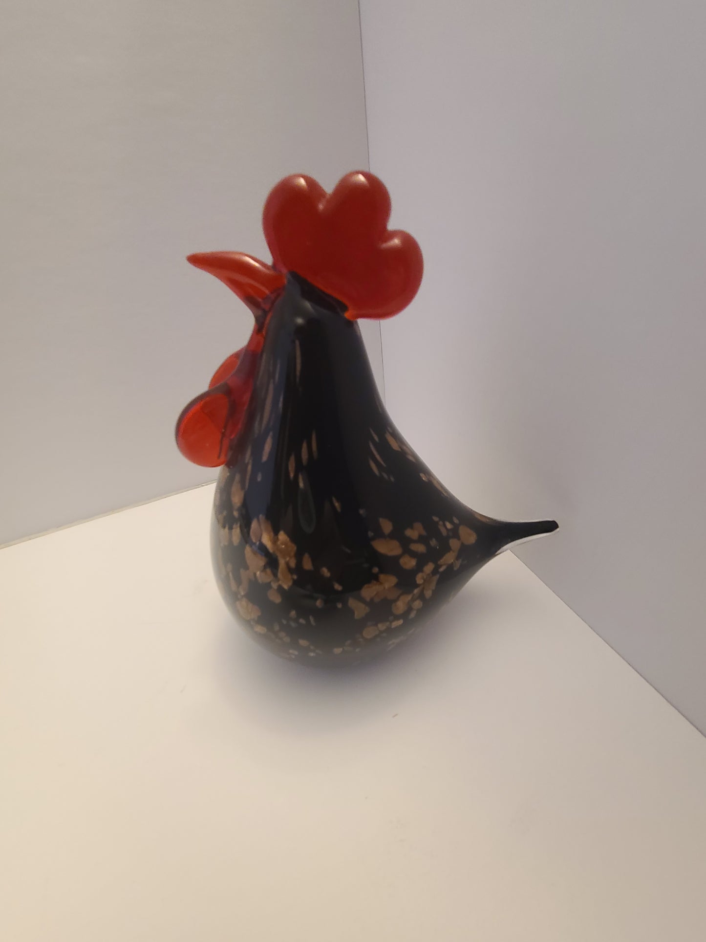 Black and Red Rooster Decor